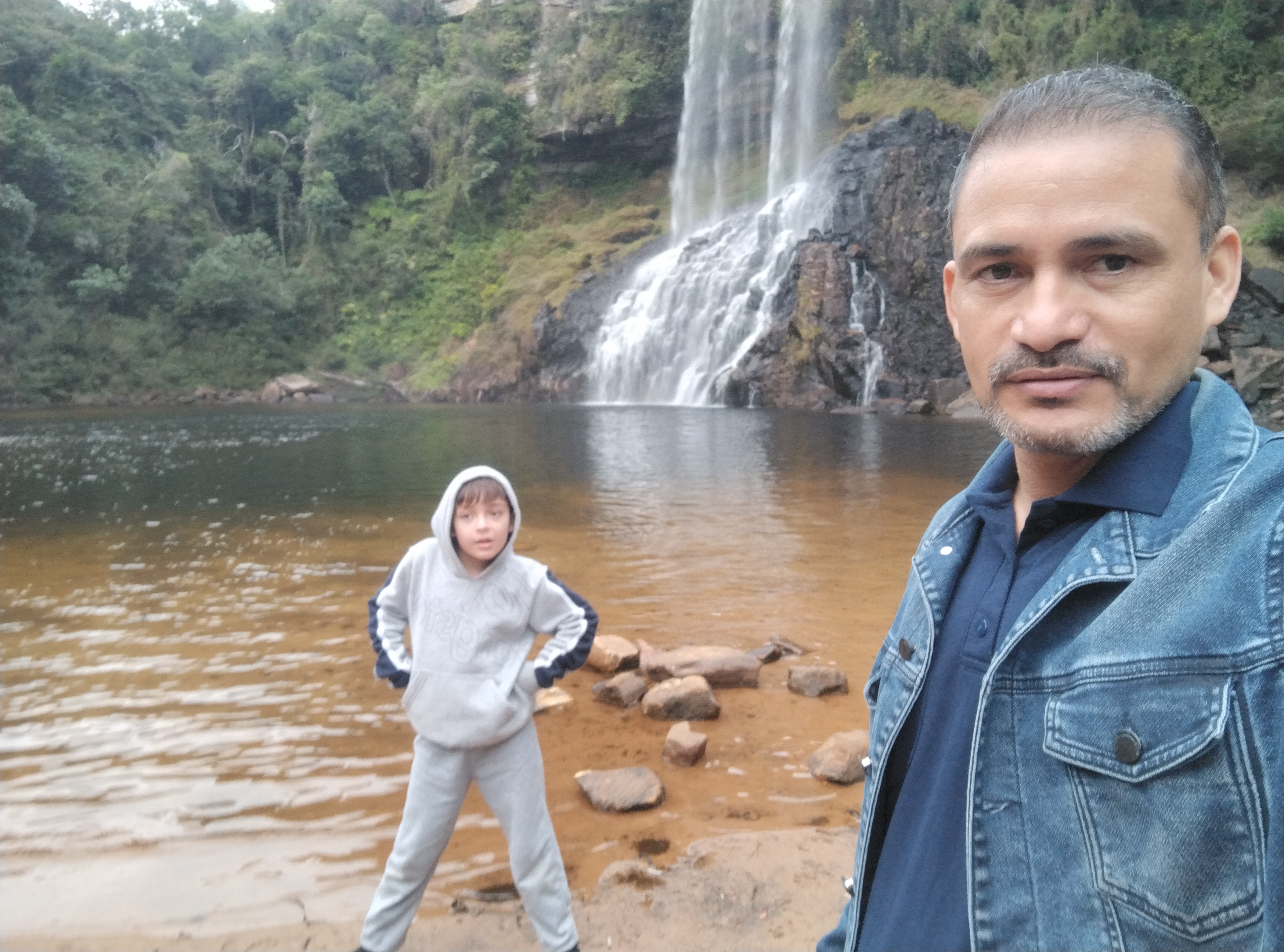 Detalhes da queda d'água